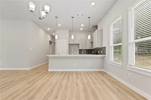 240 Shadow Oak Dr, Bastrop, TX 78602 - Photo 8