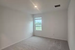 2329 Silvercloud Dr, Lockhart, TX 78644 - Photo 12