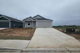 2329 Silvercloud Dr, Lockhart, TX 78644 - Photo 2
