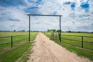 851 Co Rd 455, Coupland, TX 78615 - Photo 2