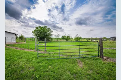851 County Road 455, Coupland, TX 78615 - Photo 24