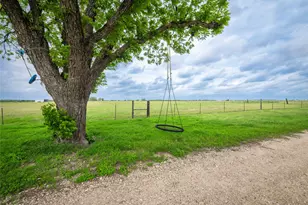 851 Co Rd 455, Coupland, TX 78615 - Photo 22