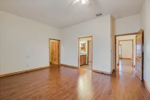 990 Cr 331, Granger, TX 76530 - Photo 12