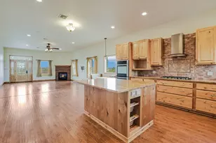 990 Cr 331, Granger, TX 76530 - Photo 6