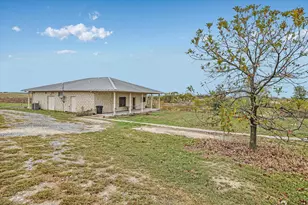 990 Cr 331, Granger, TX 76530 - Photo 16