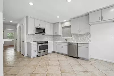 407 Magnolia Street, Bastrop, TX 78602 - Photo 6