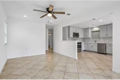 407 Magnolia Street, Bastrop, TX 78602 - Photo 8