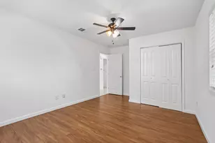 407 Magnolia St, Bastrop, TX 78602 - Photo 14