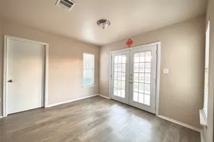 3515 Sandy Brook Dr, Round Rock, TX 78665 - Photo 4