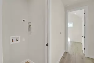 6119 Atwood St, Austin, TX 78741 - Photo 8