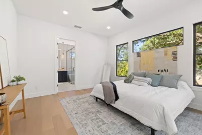 419 Hazeltine Drive, Lakeway, TX 78734 - Photo 20