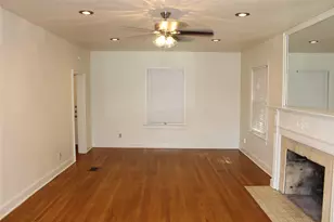 2309 Shoal Creek Blvd, Austin, TX 78705 - Photo 4
