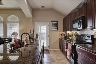 1008 Blackman Ct, Hutto, TX 78634 - Photo 6