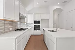 125 Three Oaks Ln, Georgetown, TX 78628 - Photo 1
