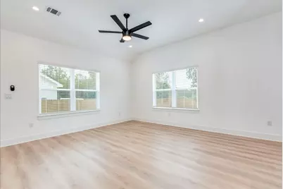 525 S Main Street, Kyle, TX 78640 - Photo 6