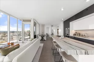 313 W 17th St, Austin, TX 78701 - Photo 8