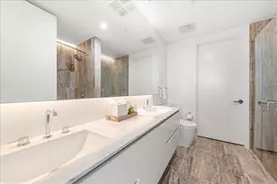 313 W 17th St, Austin, TX 78701 - Photo 16