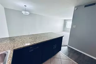 601 W 11th St, Austin, TX 78701 - Photo 6