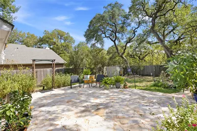 8103 Doe Meadow Drive, Austin, TX 78749 - Photo 28