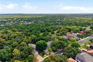 8103 Doe Meadow Dr, Austin, TX 78749 - Photo 38