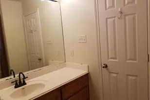 2928 Thrushwood Dr, Austin, TX 78757 - Photo 22