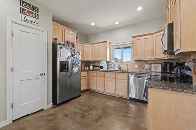 1135 Limestone Drive, Lampasas, TX 76550 - Photo 8