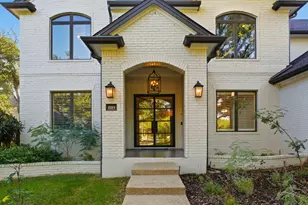 1213 Grosvener Ct, Austin, TX 78746 - Photo 2