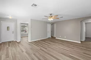 164 Pearl Lake Dr, Kyle, TX 78640 - Photo 4