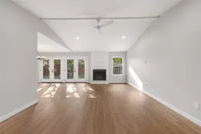 7505 Burly Oak Circle, Austin, TX 78745 - Photo 4