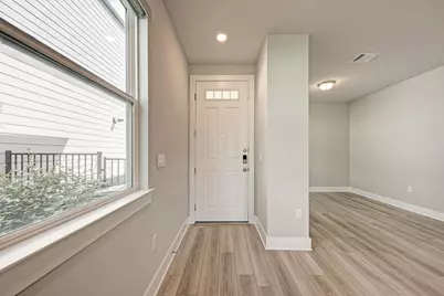 7203 Travertine Spring Drive, Austin, TX 78744 - Photo 10
