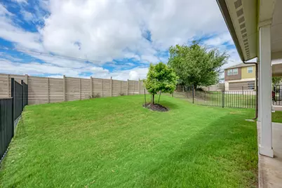 7203 Travertine Spring Drive, Austin, TX 78744 - Photo 36