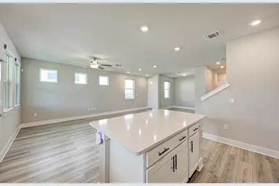 7203 Travertine Spring Drive, Austin, TX 78744 - Photo 16