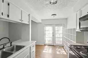 3507 Alpine Cir, Austin, TX 78704 - Photo 18