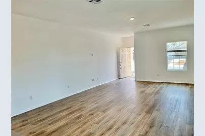 290 Silver Glen Drive, Kyle, TX 78640 - Photo 14