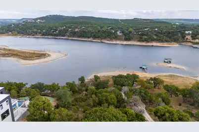 17906 Crystal Cove, Jonestown, TX 78645 - Photo 8