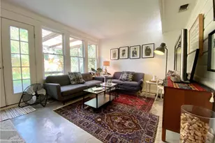 1707 Newfield Ln, Austin, TX 78703 - Photo 14
