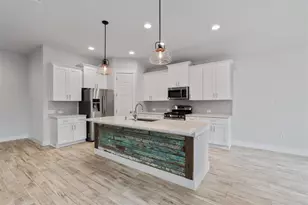 941 Del Raphael Dr, Leander, TX 78641 - Photo 4