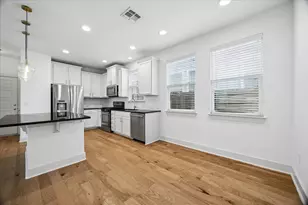 7203 Bertram Ct, Austin, TX 78741 - Photo 12