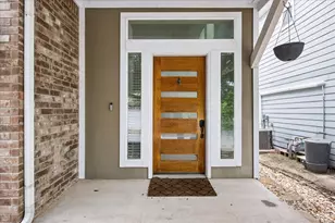 7203 Bertram Ct, Austin, TX 78741 - Photo 4