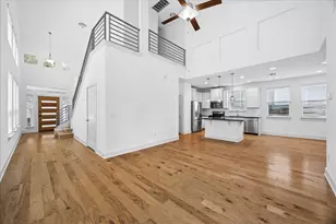 7203 Bertram Ct, Austin, TX 78741 - Photo 2