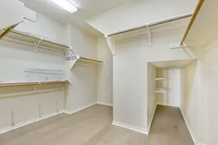 4545 Golf Vista Dr, Austin, TX 78730 - Photo 16
