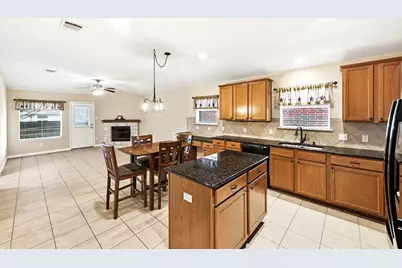 209 Calline Mayes Run, Buda, TX 78610 - Photo 8