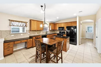209 Calline Mayes Run, Buda, TX 78610 - Photo 10