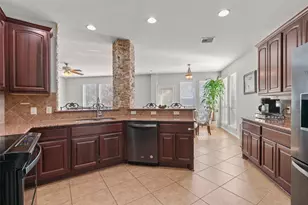 400 Red Hawk Dr, Leander, TX 78641 - Photo 16