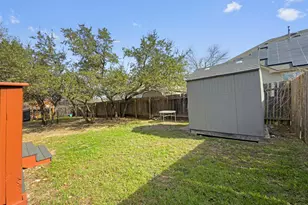 400 Red Hawk Dr, Leander, TX 78641 - Photo 32