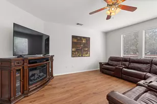 400 Red Hawk Dr, Leander, TX 78641 - Photo 8