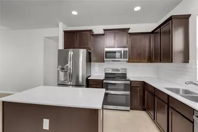 9505 Morning Iris Drive, Manor, TX 78653 - Photo 6