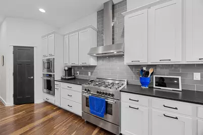 3907 Becker Avenue, Austin, TX 78751 - Photo 12