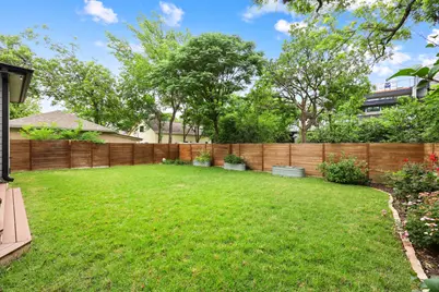 3907 Becker Avenue, Austin, TX 78751 - Photo 32