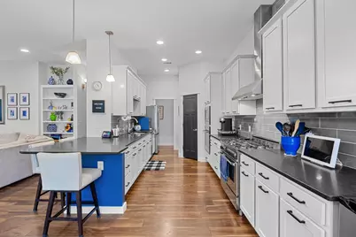 3907 Becker Avenue, Austin, TX 78751 - Photo 12